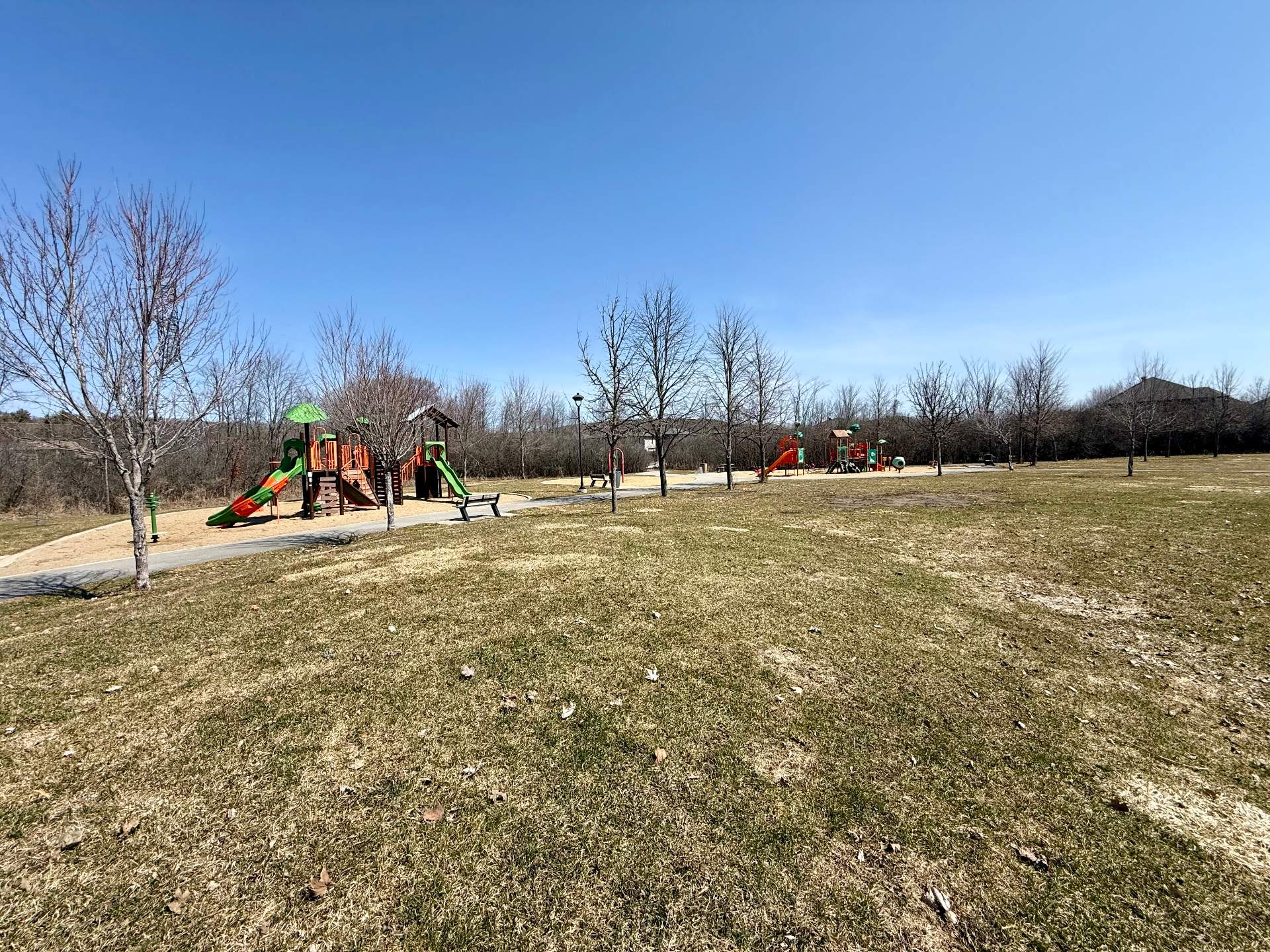 Proximité - Parc Vaudaire situé à quelques minutes à pieds.