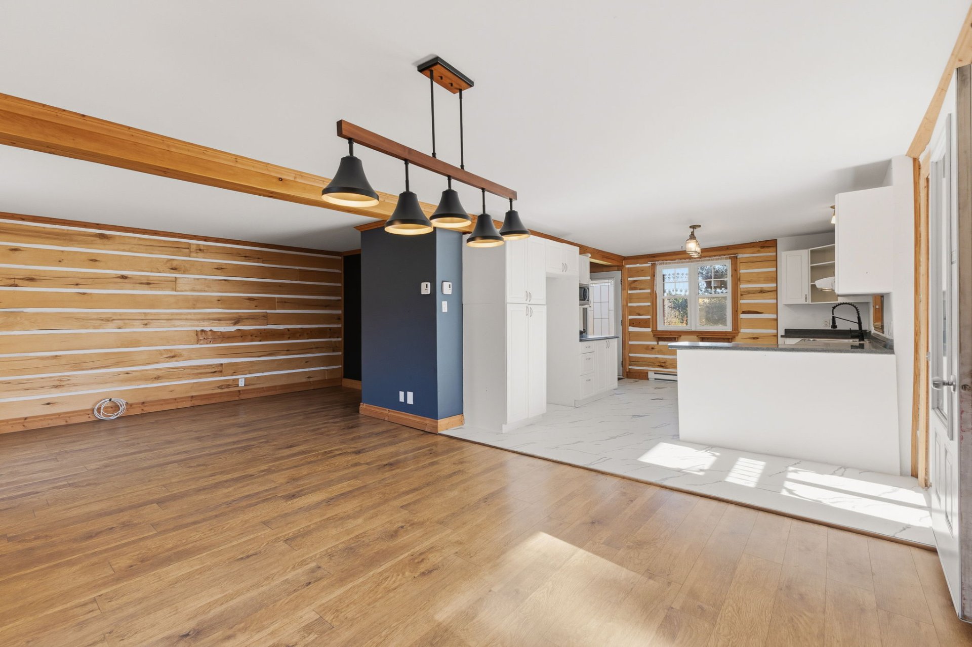 dining room/living room