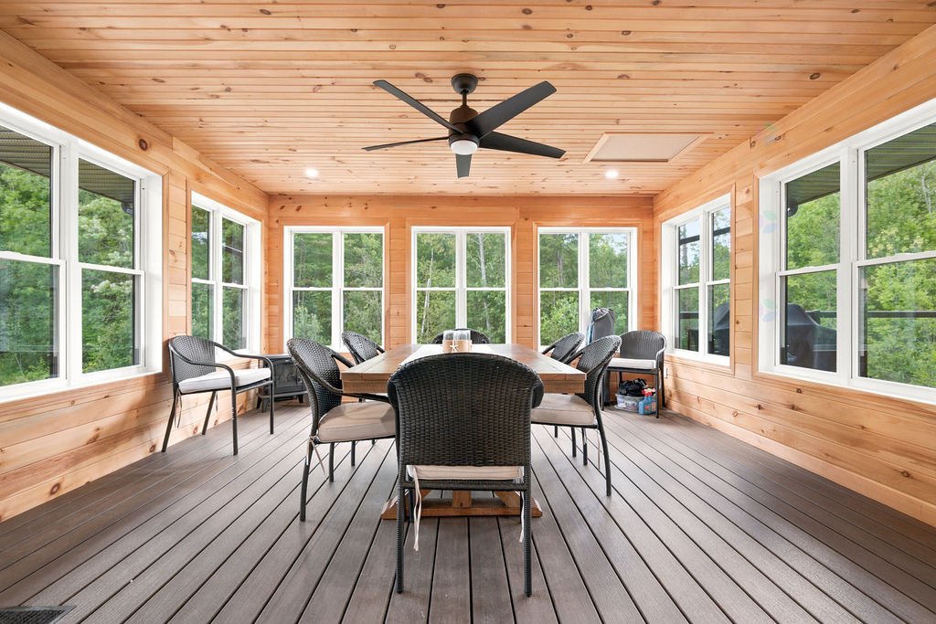 4 Season Dining Room