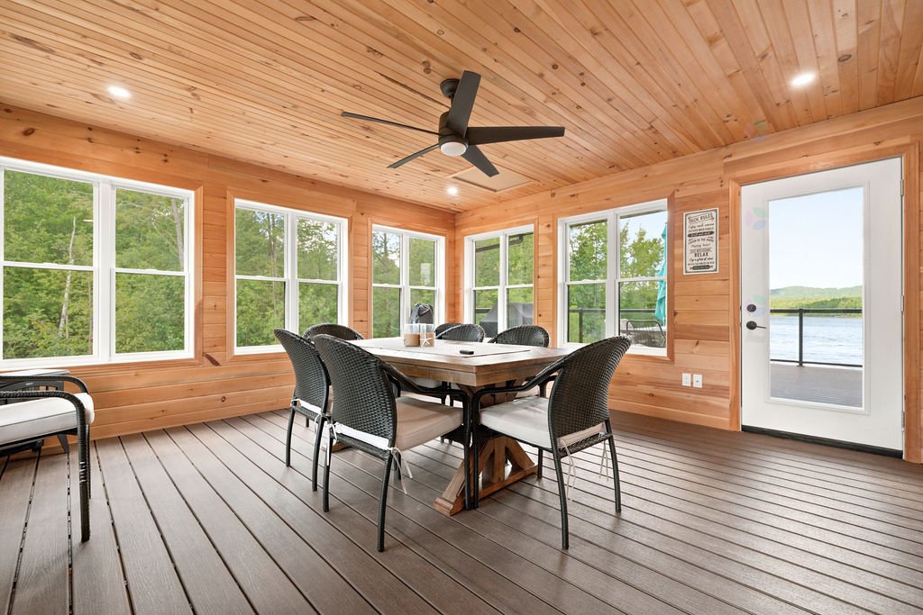 4 Season Dining Room