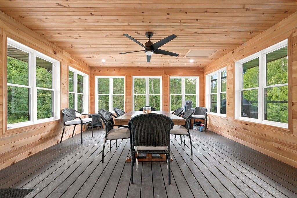 4 Season Dining Room