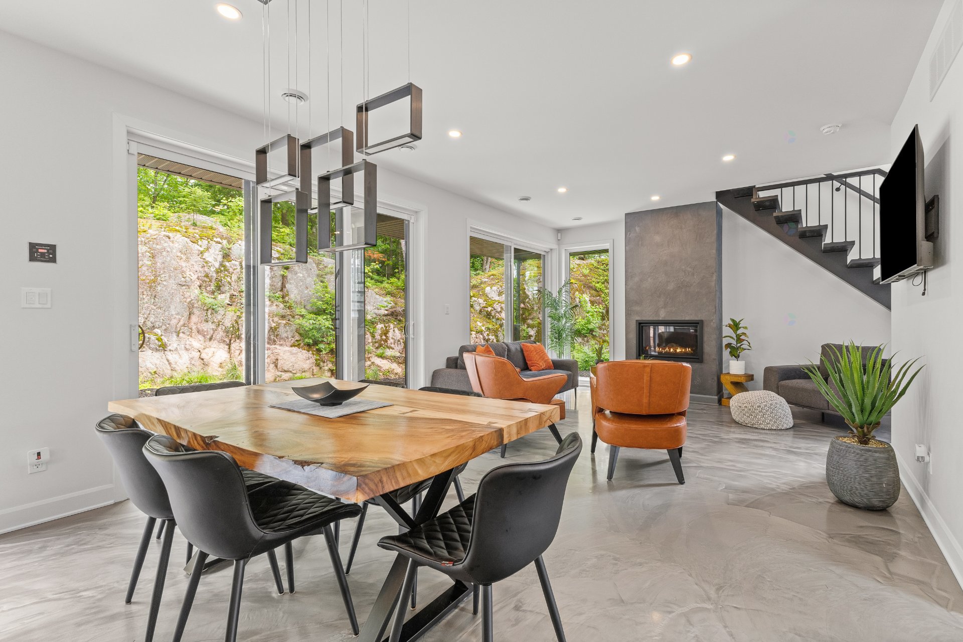 Dining room