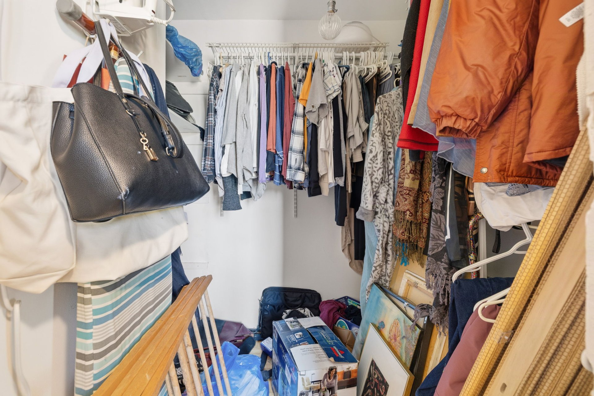 Walk-in closet