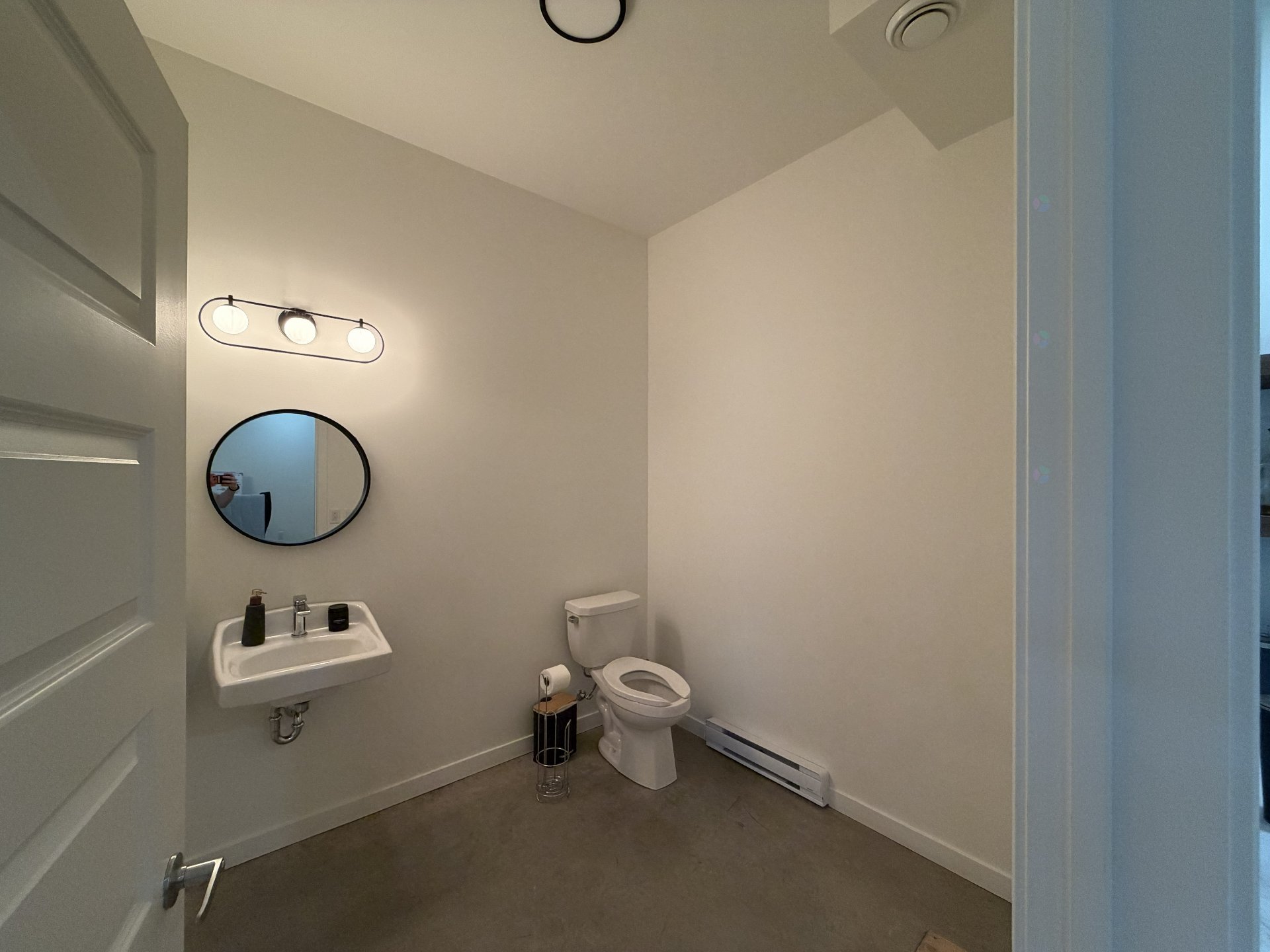 Powder room