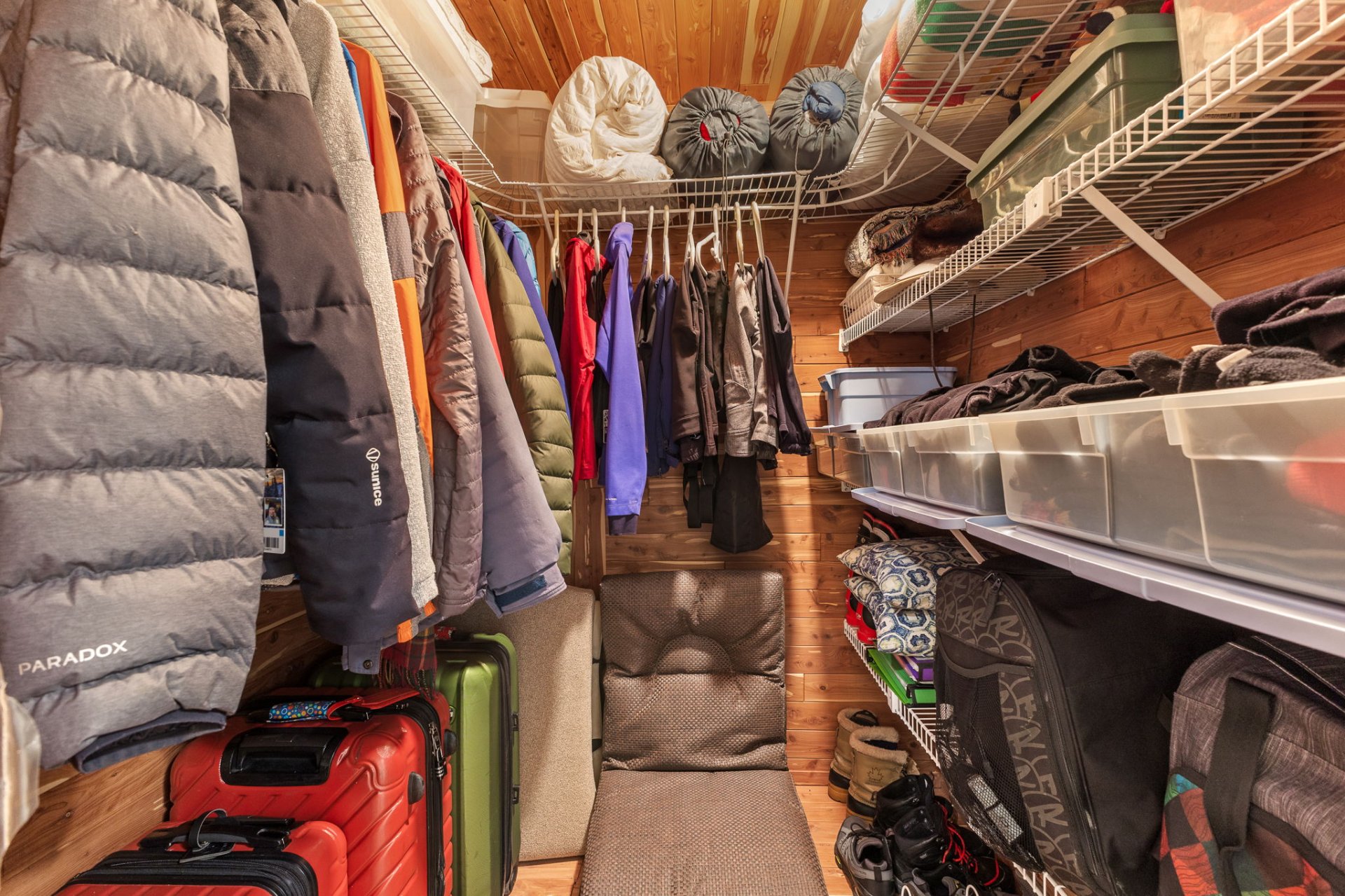 Autre - Penderie de cèdre