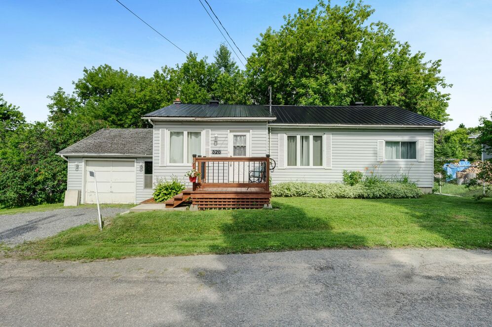 326 Rue Murdock 