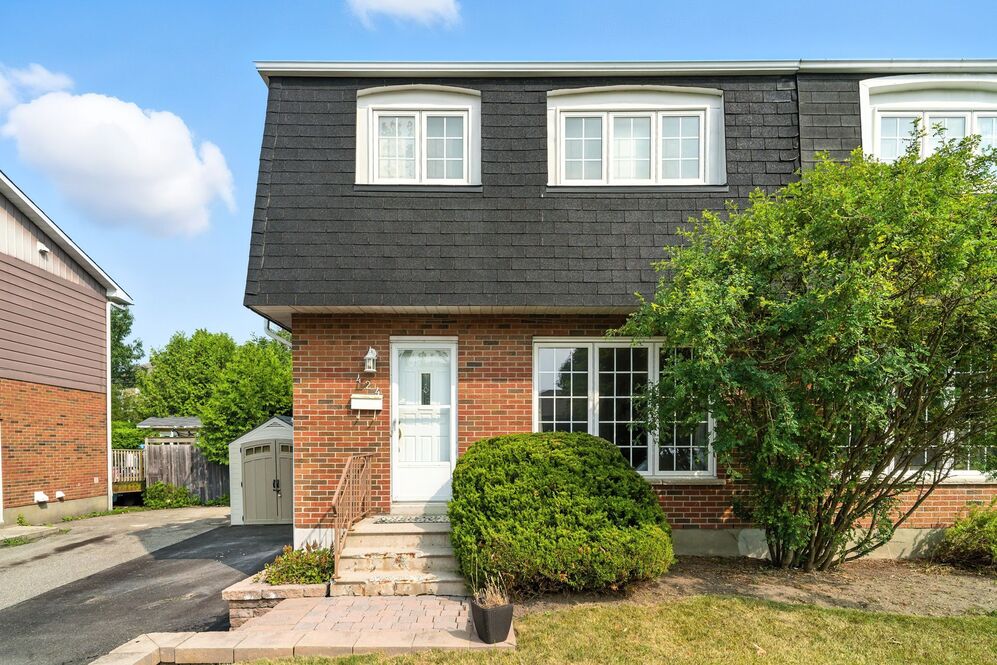424 Rue Lahaie 