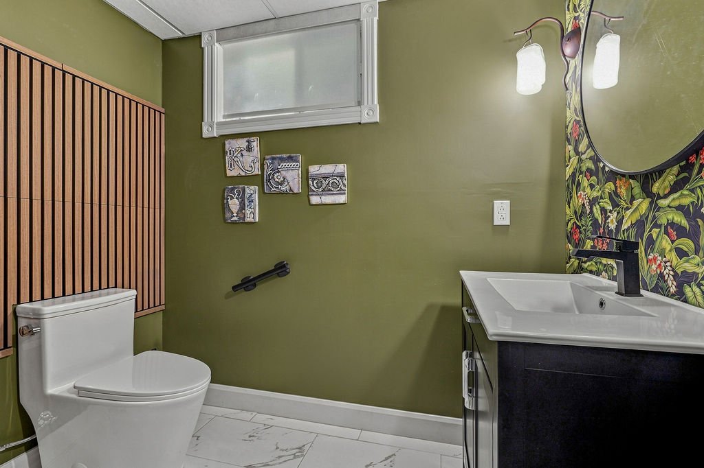 Powder room