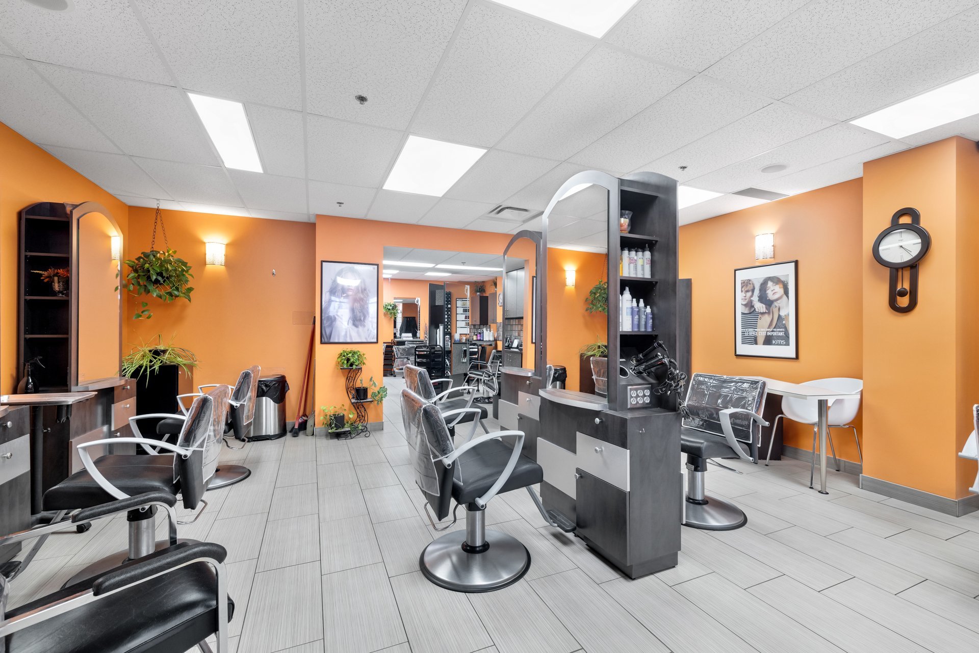 Salon