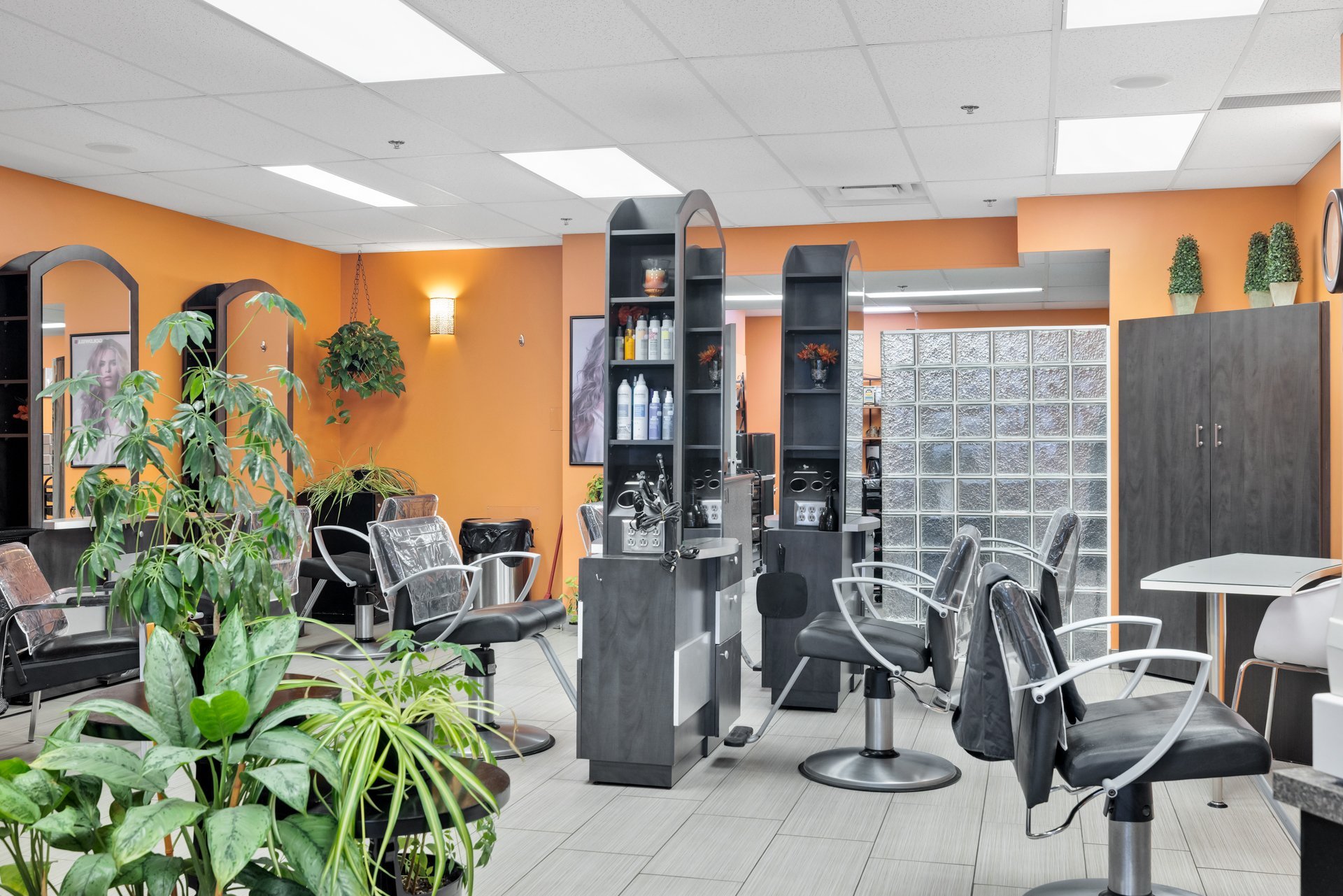 Salon