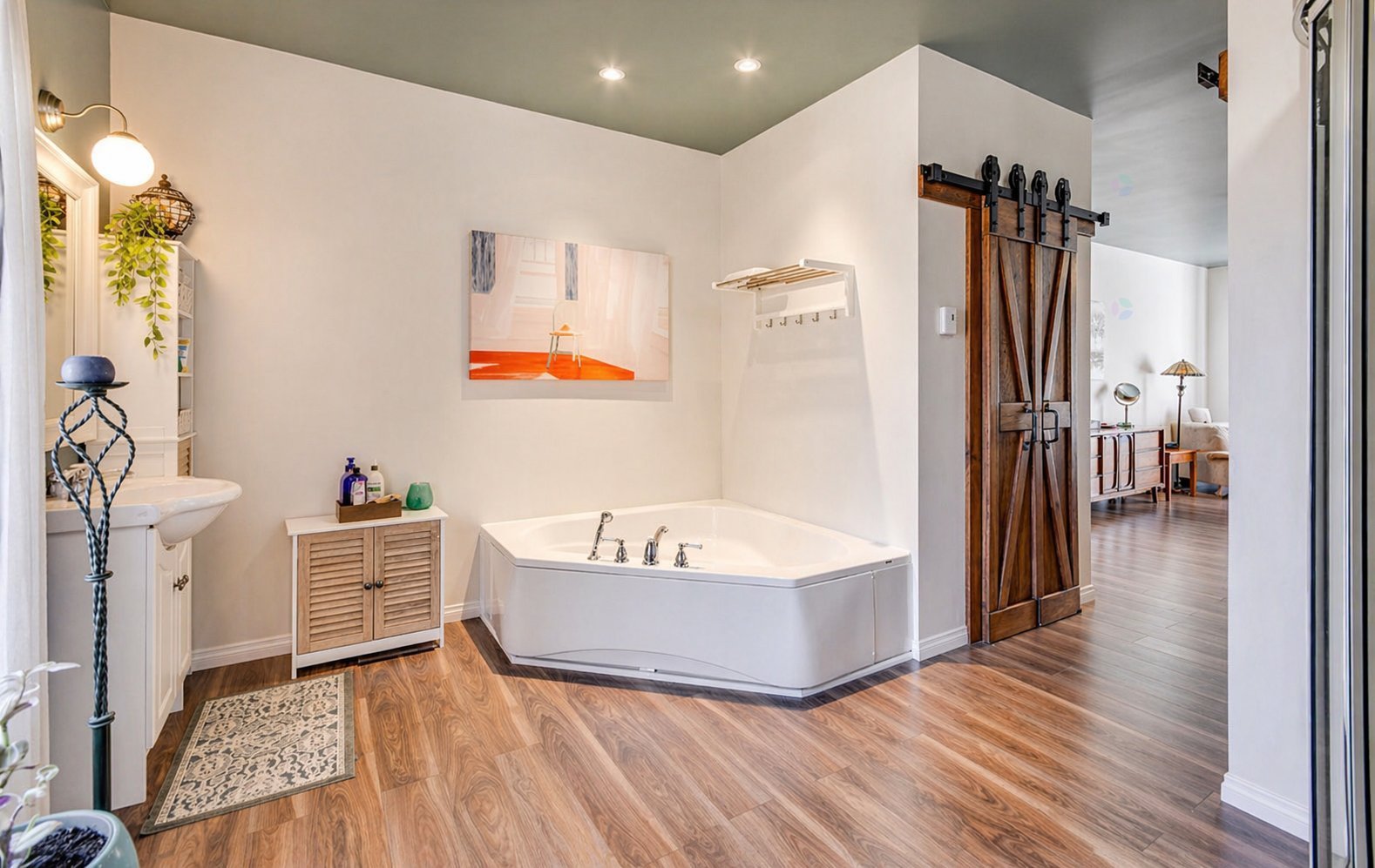 Ensuite bathroom