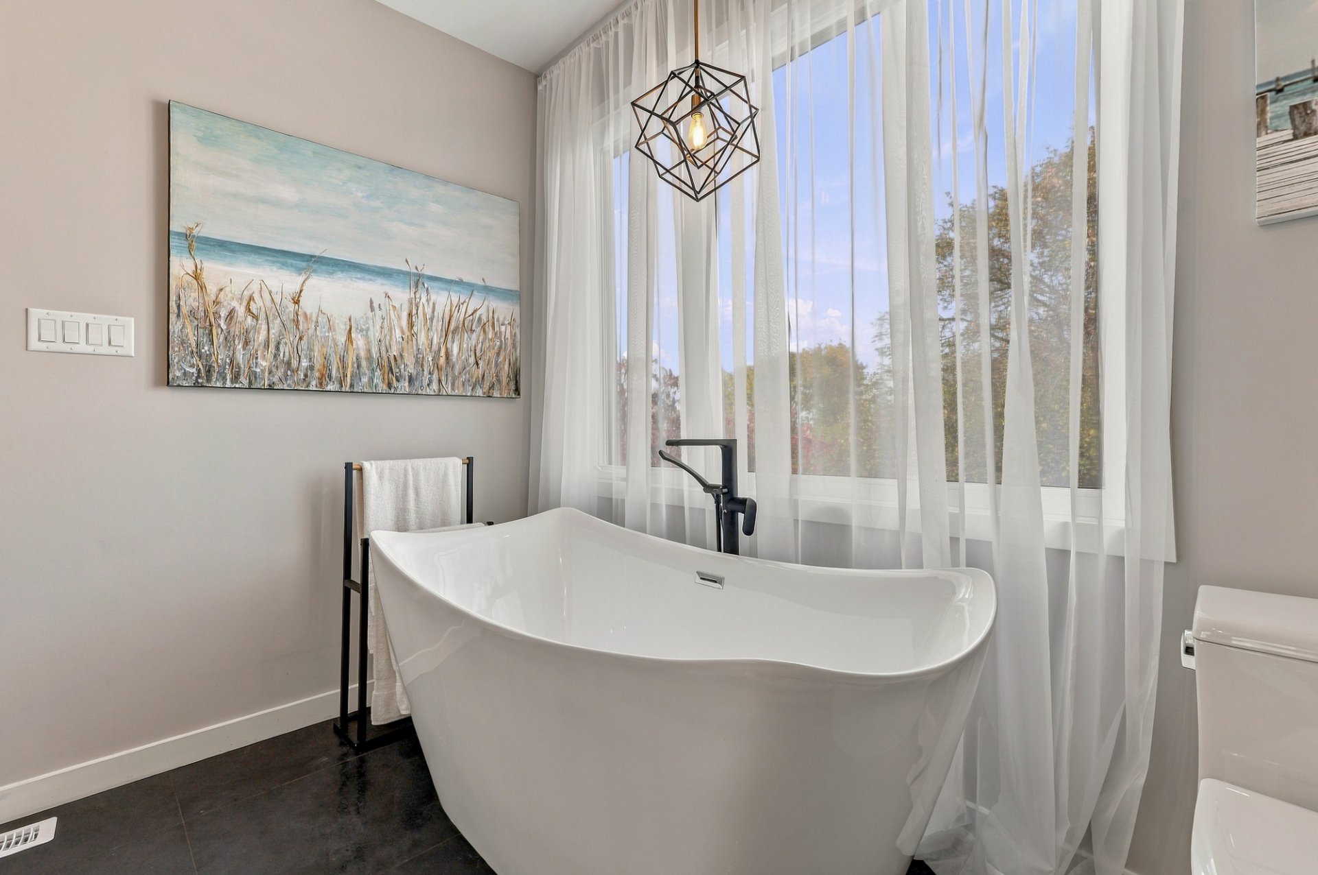 Salle de bains attenante à la CCP