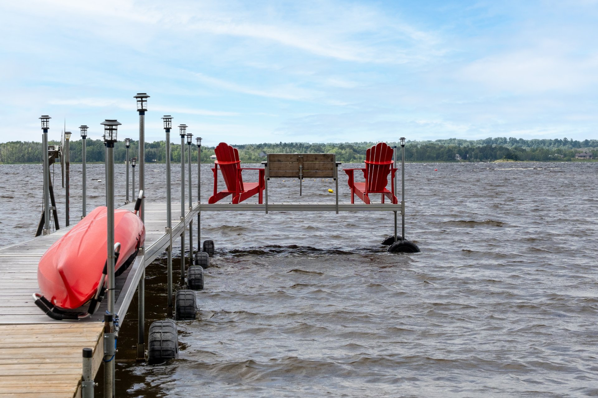 Accès au plan d'eau
