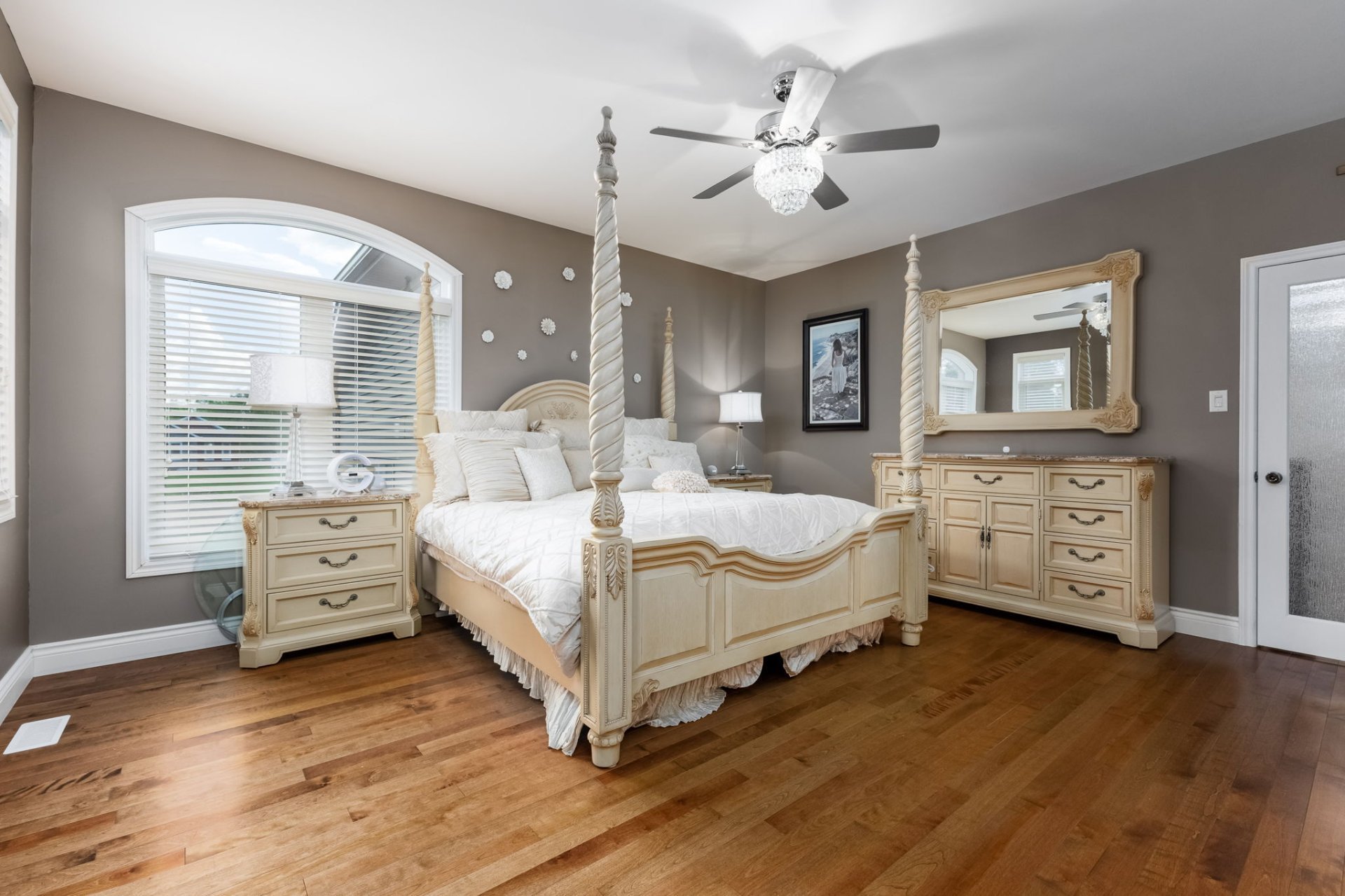 Chambre à coucher principale