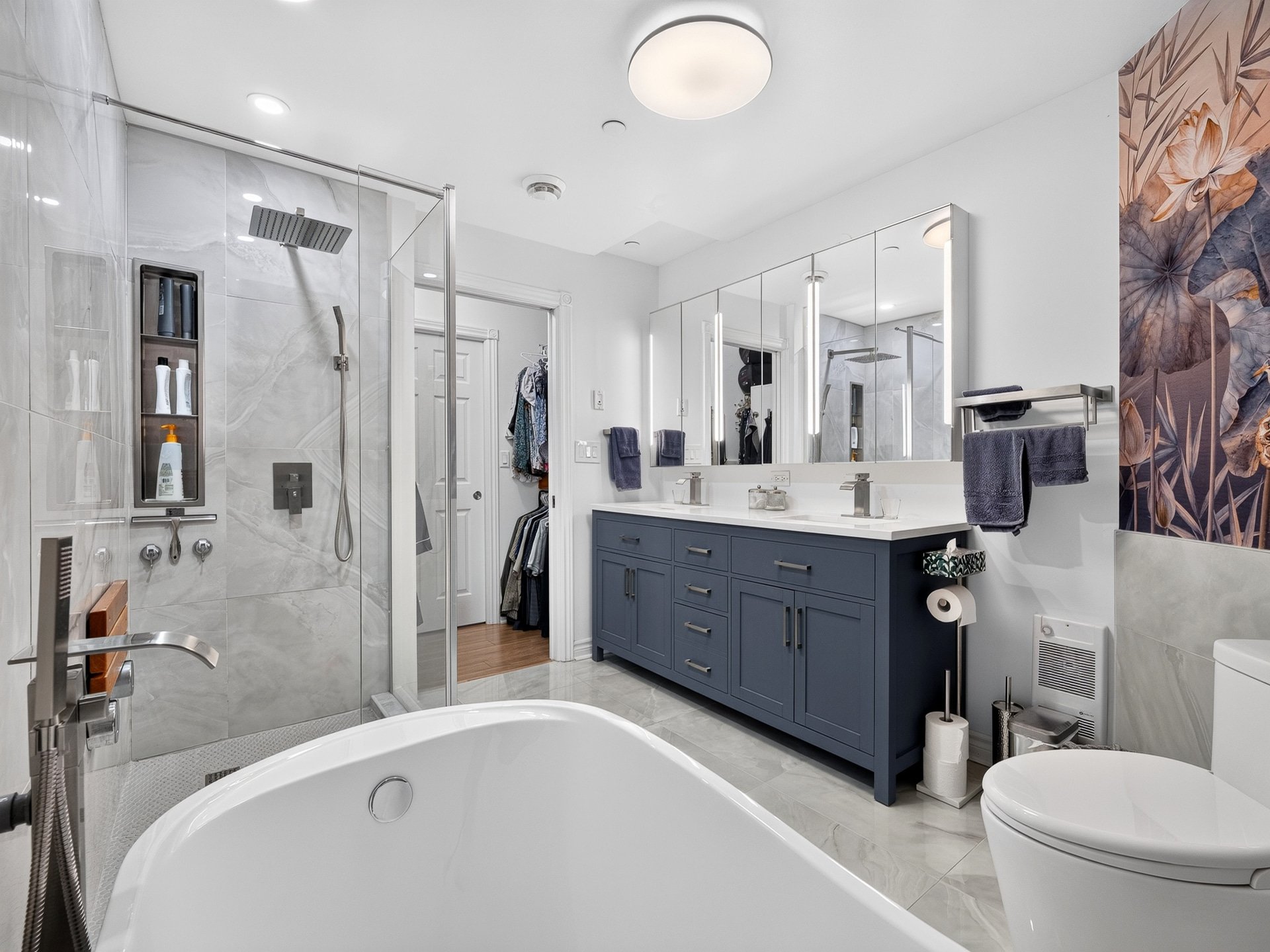 Ensuite bathroom