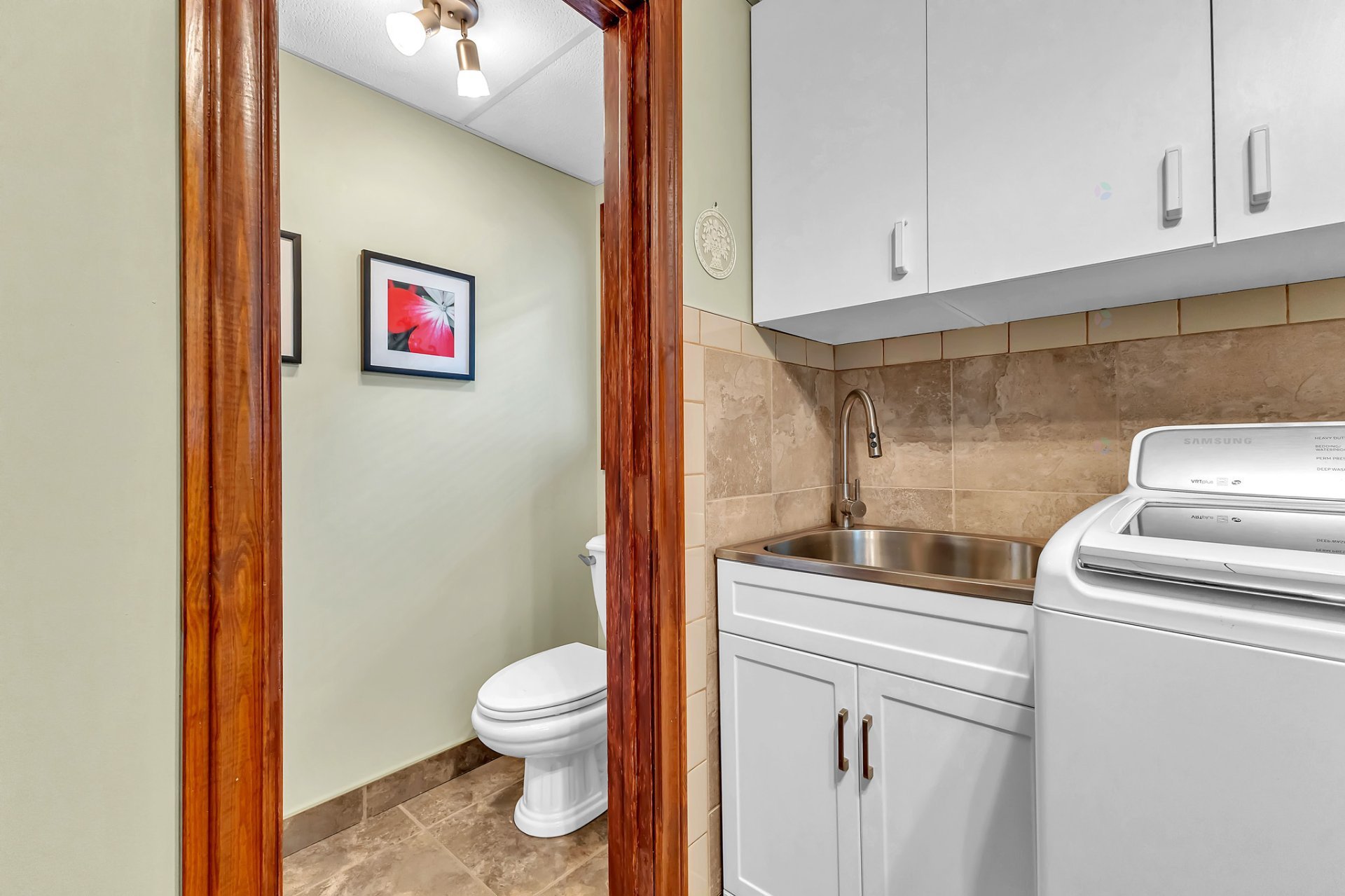 Powder room