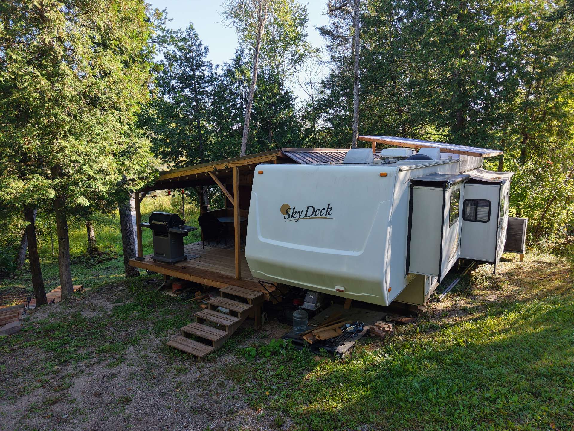 8 Ch. Charbonneau 