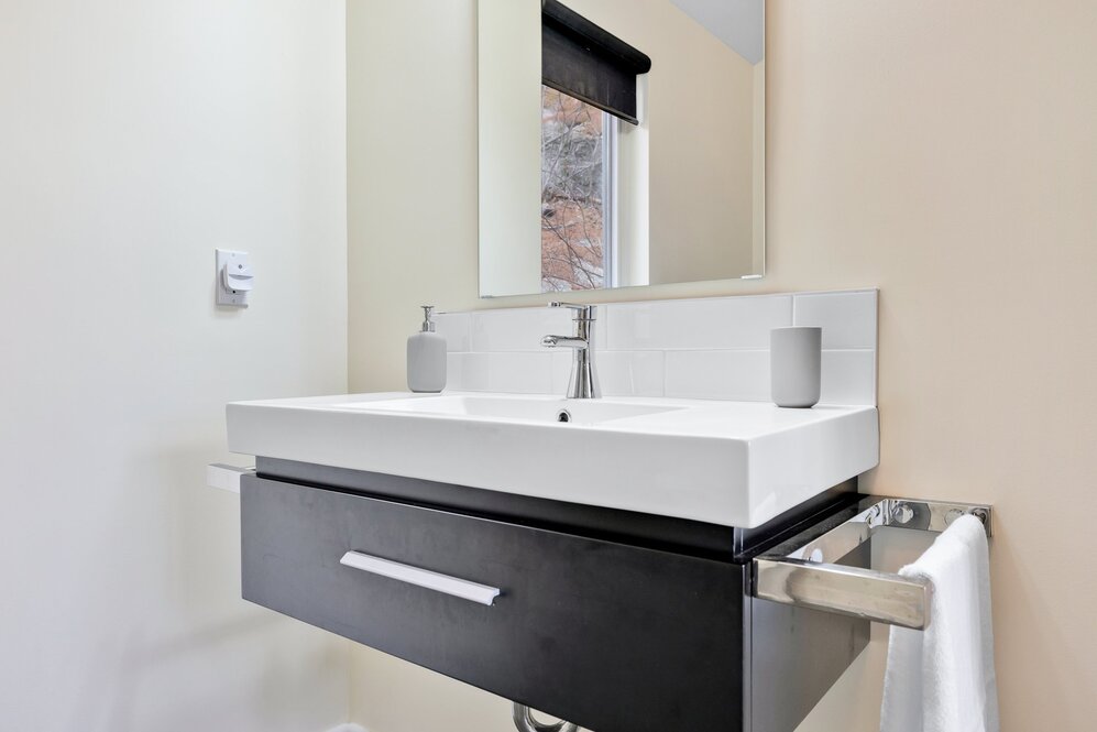 Ensuite bathroom