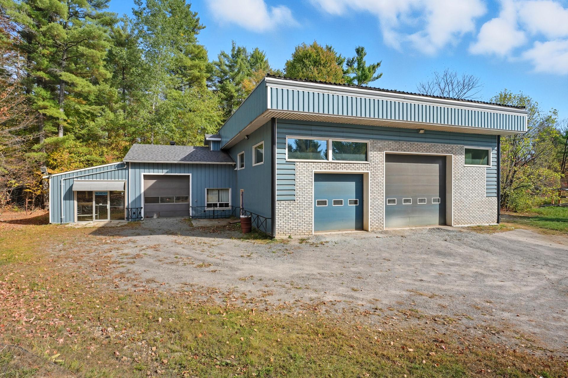 1074Z-1076Z Mtée Paiement