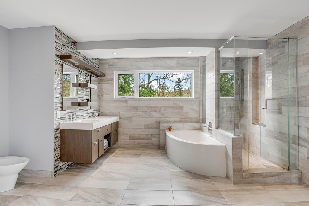 Ensuite bathroom
