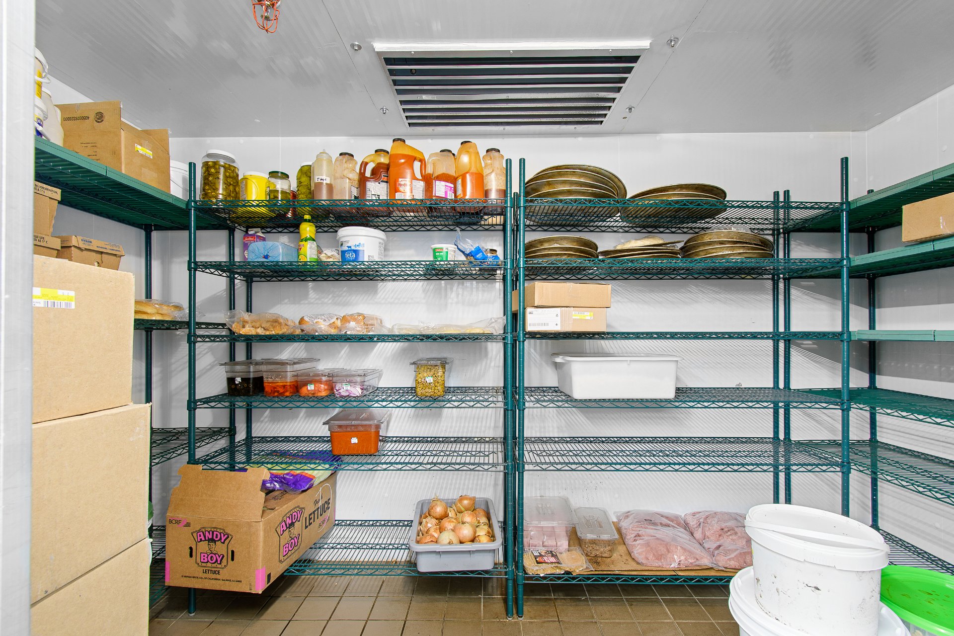 Cave/ chambre froide