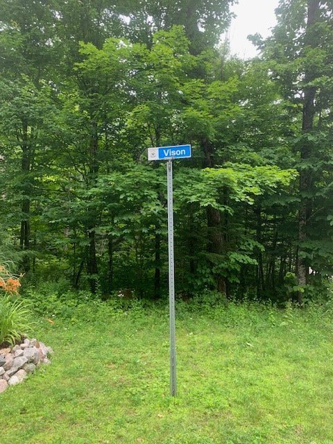 Terre/Terrain - Coin Ch du Lac Grand et Ch du Vison