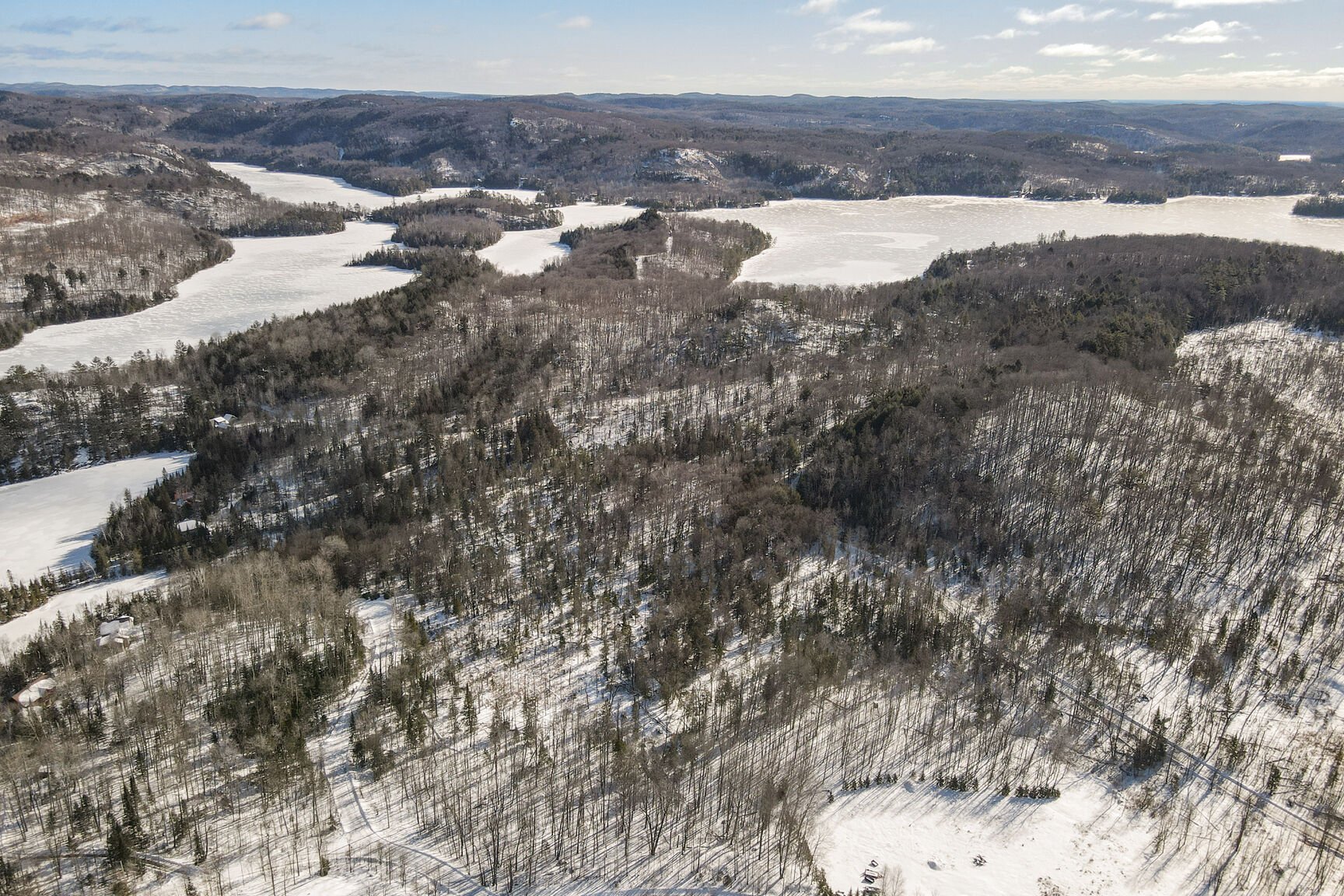 Vue sur l'eau - Vue aérienne du côté du Lac Grand