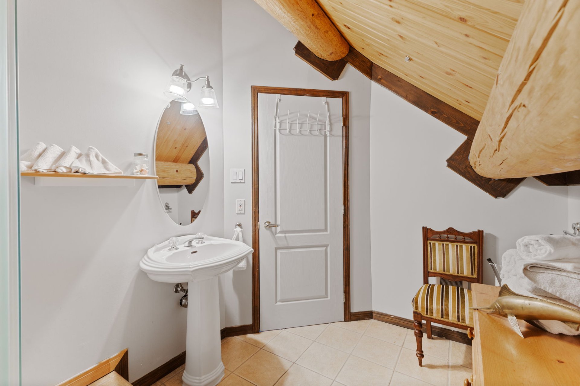 Salle de bains attenante à la CCP