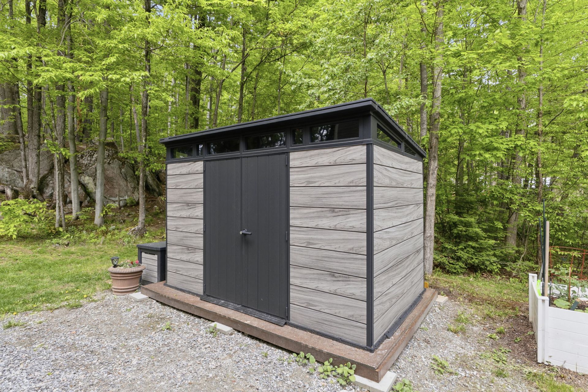 Shed