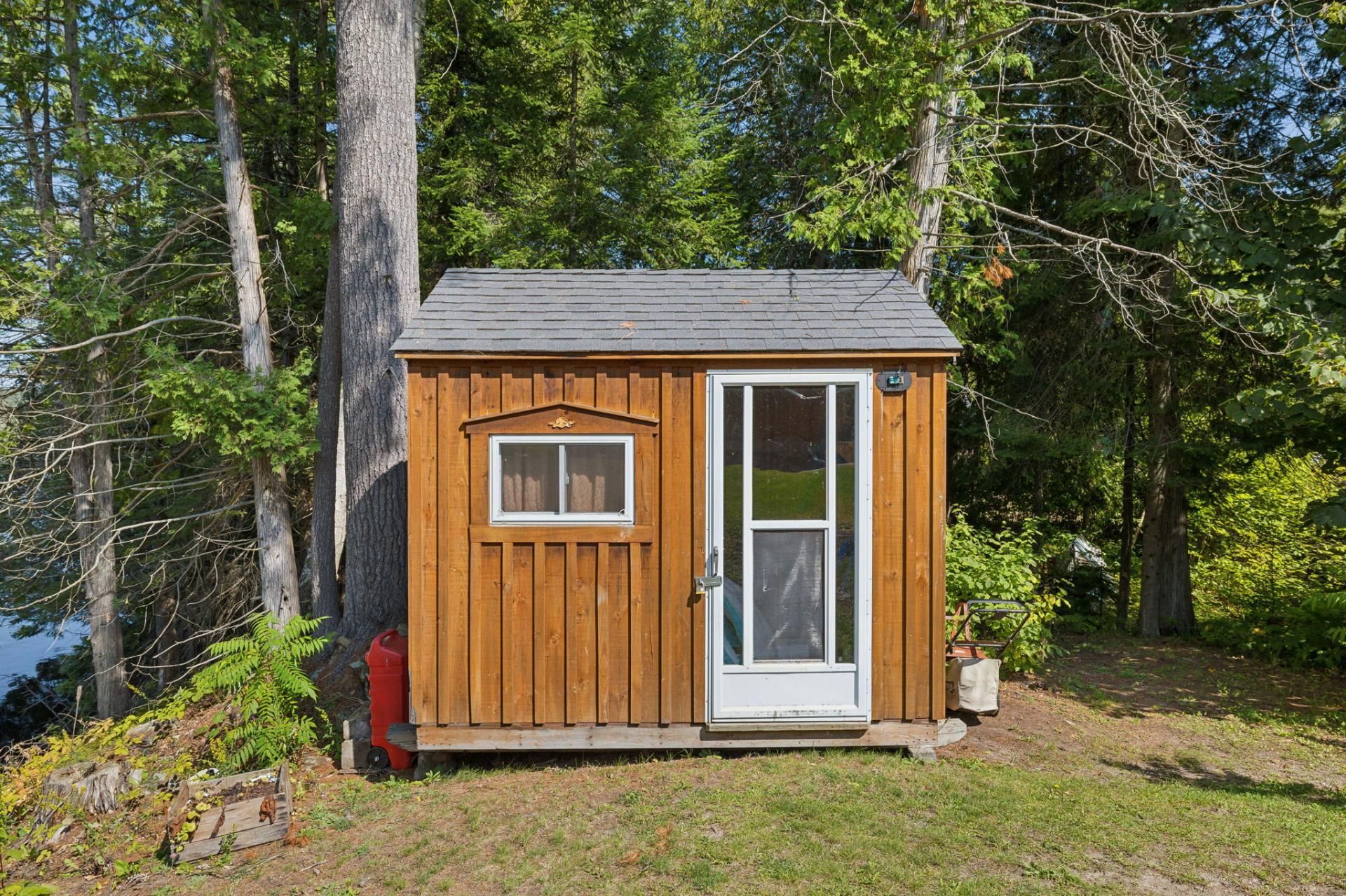Shed