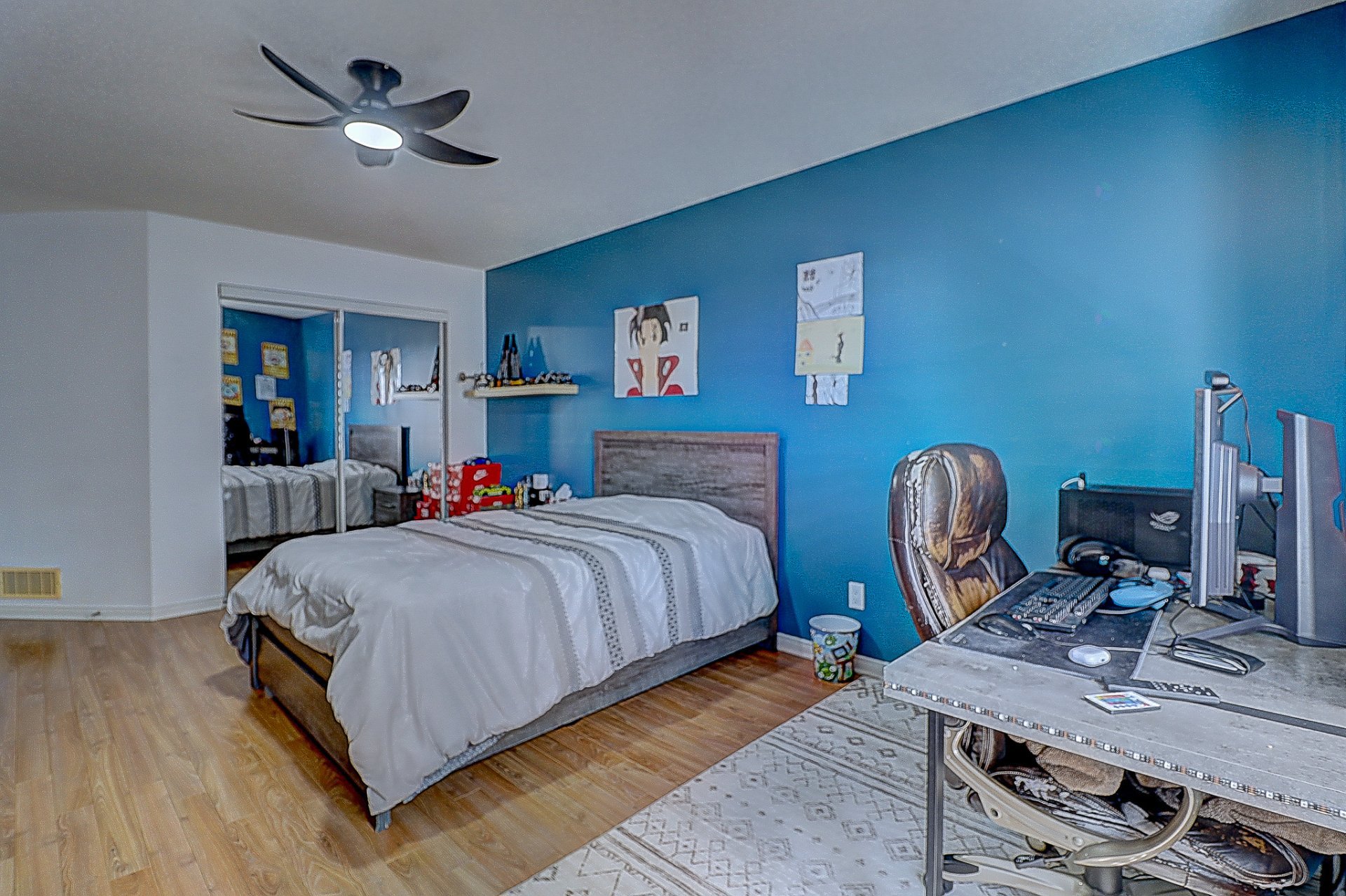 Bedroom