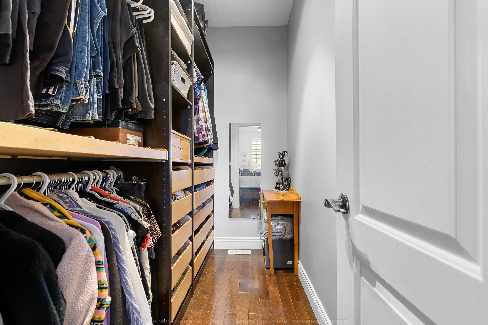 Walk-in closet