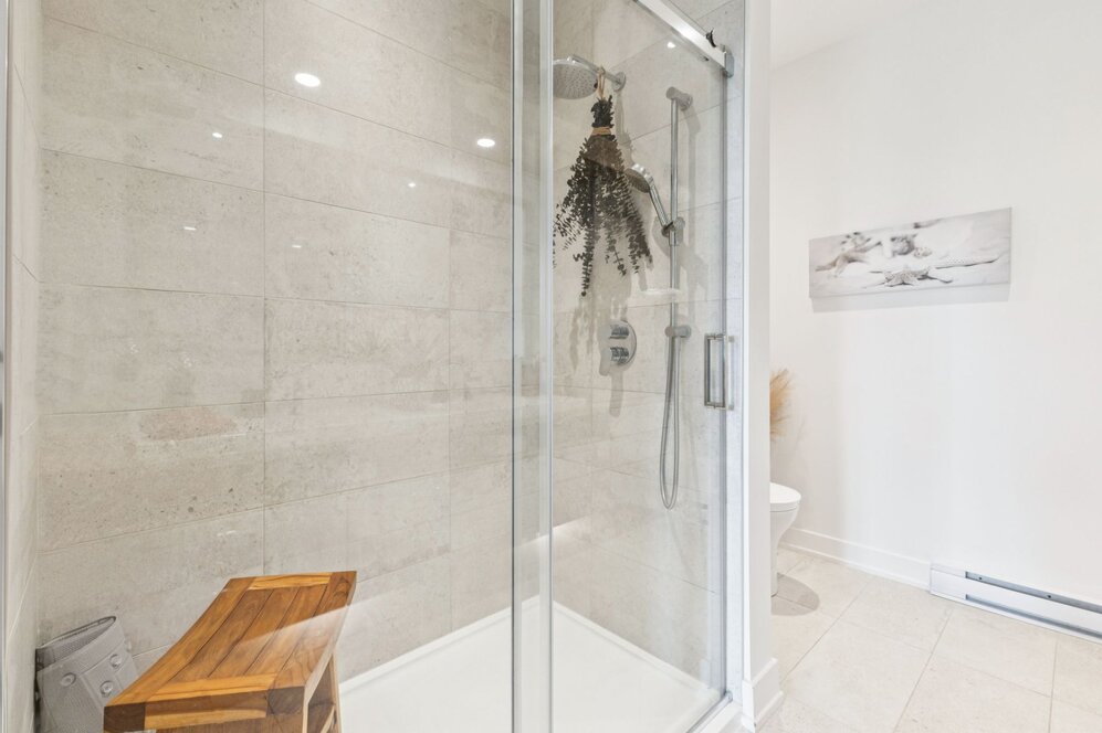 Salle de bains attenante à la CCP