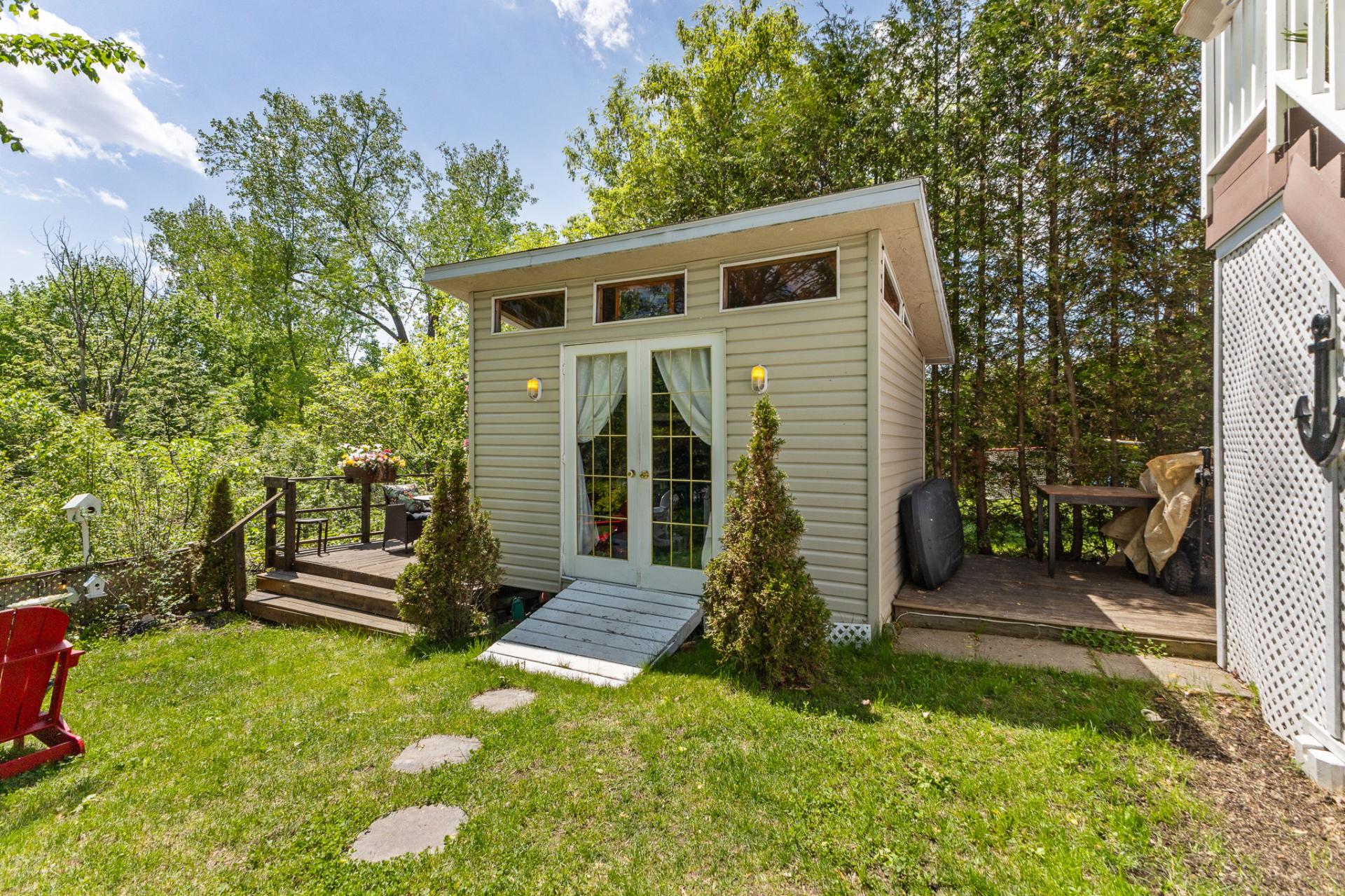 Shed