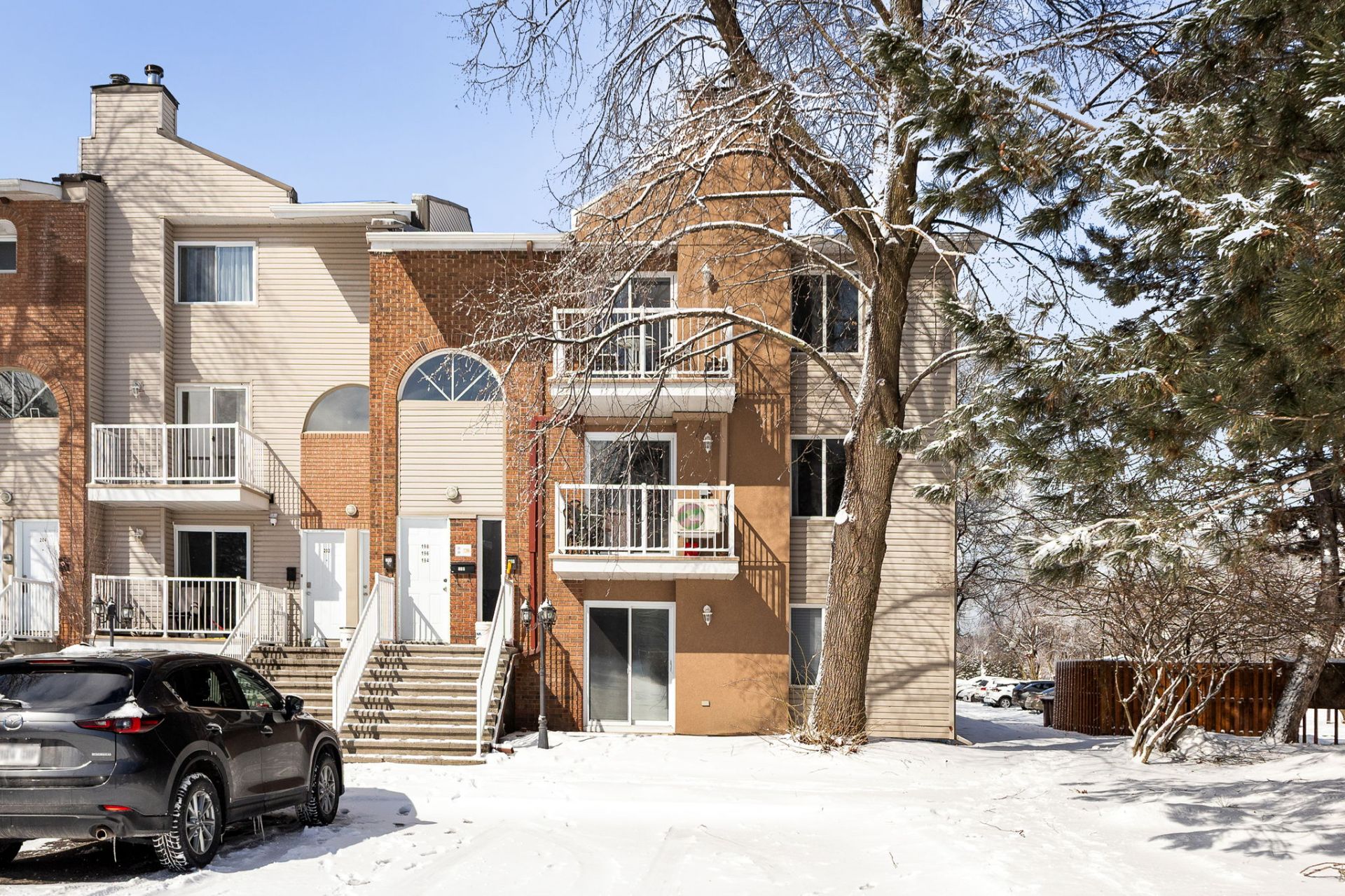 198 Av. des Jonquilles 