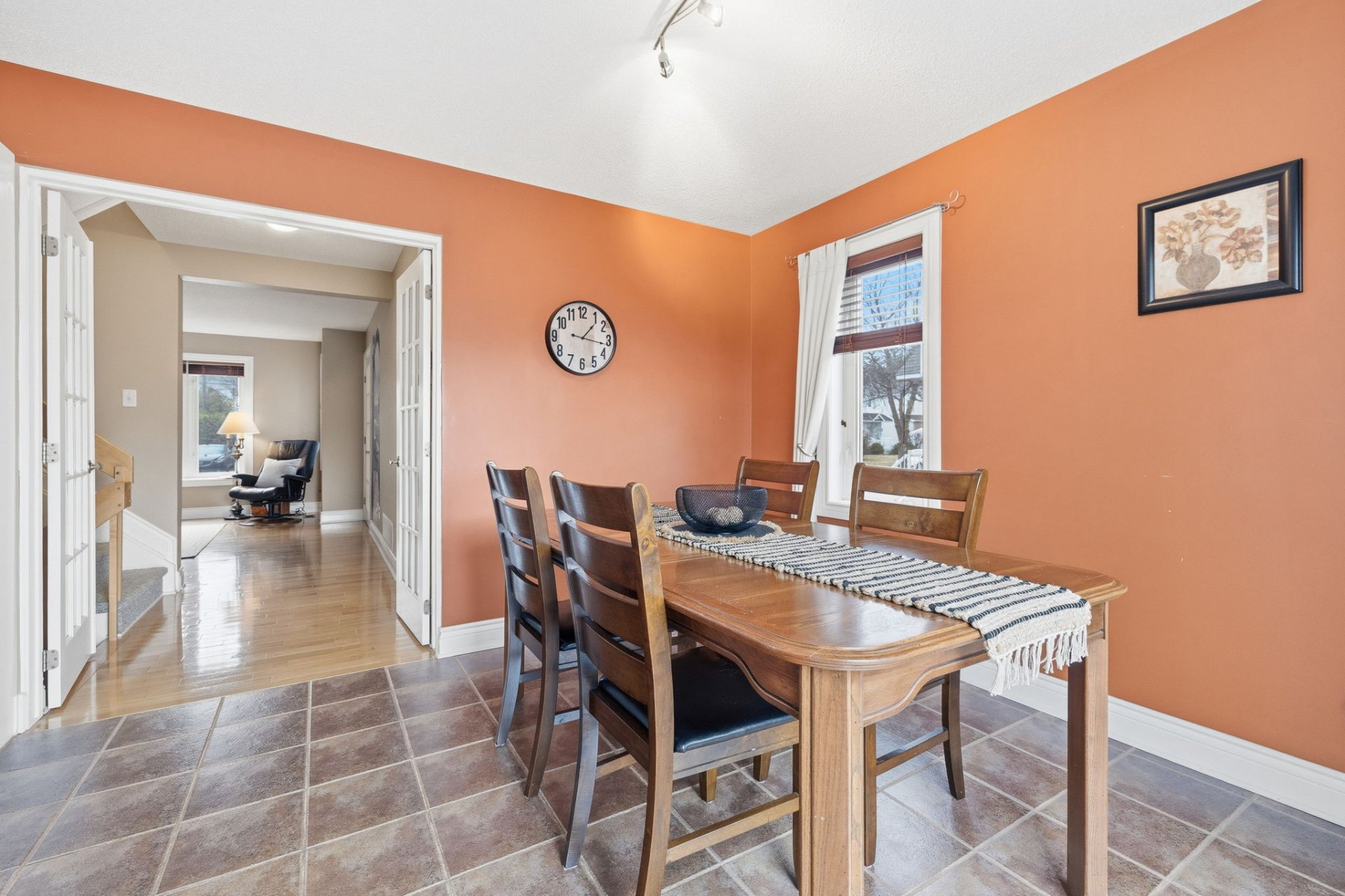 Salle à manger - avec porte française double