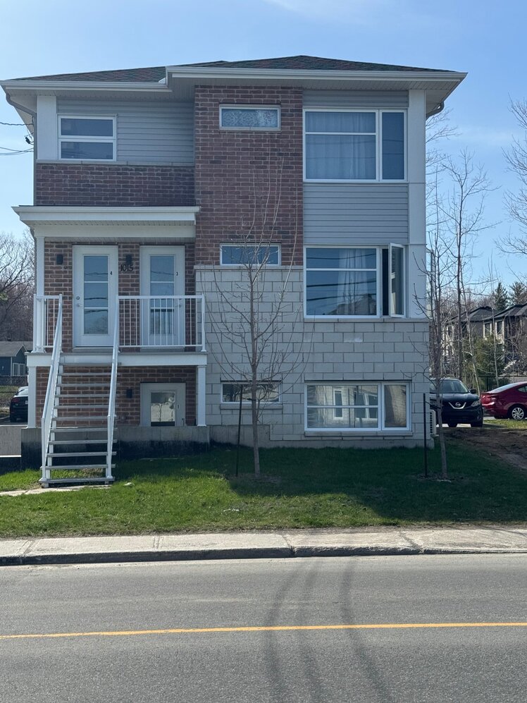 1015 Rue Georges 