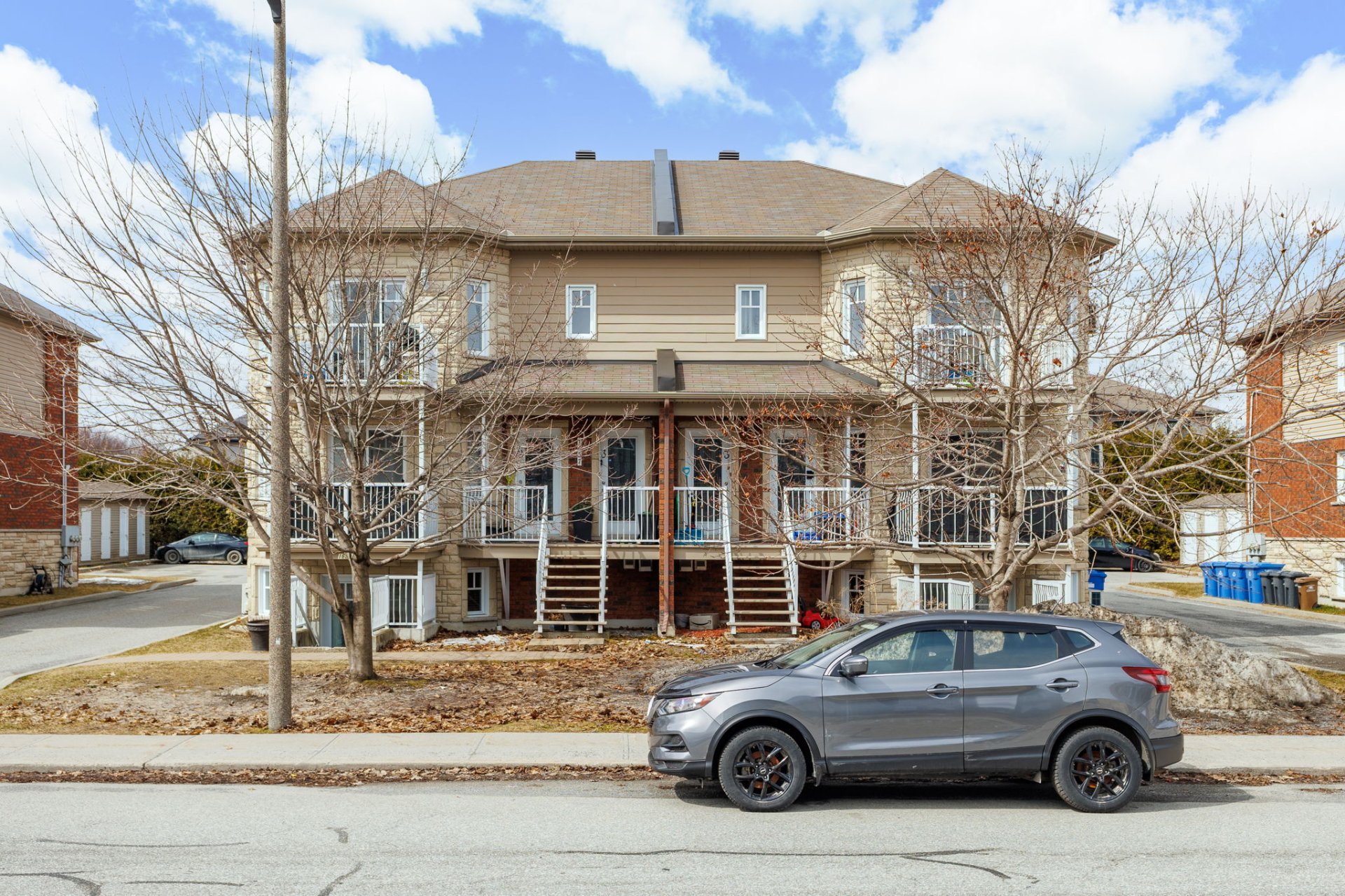 1657 Boul. St-René E. 1