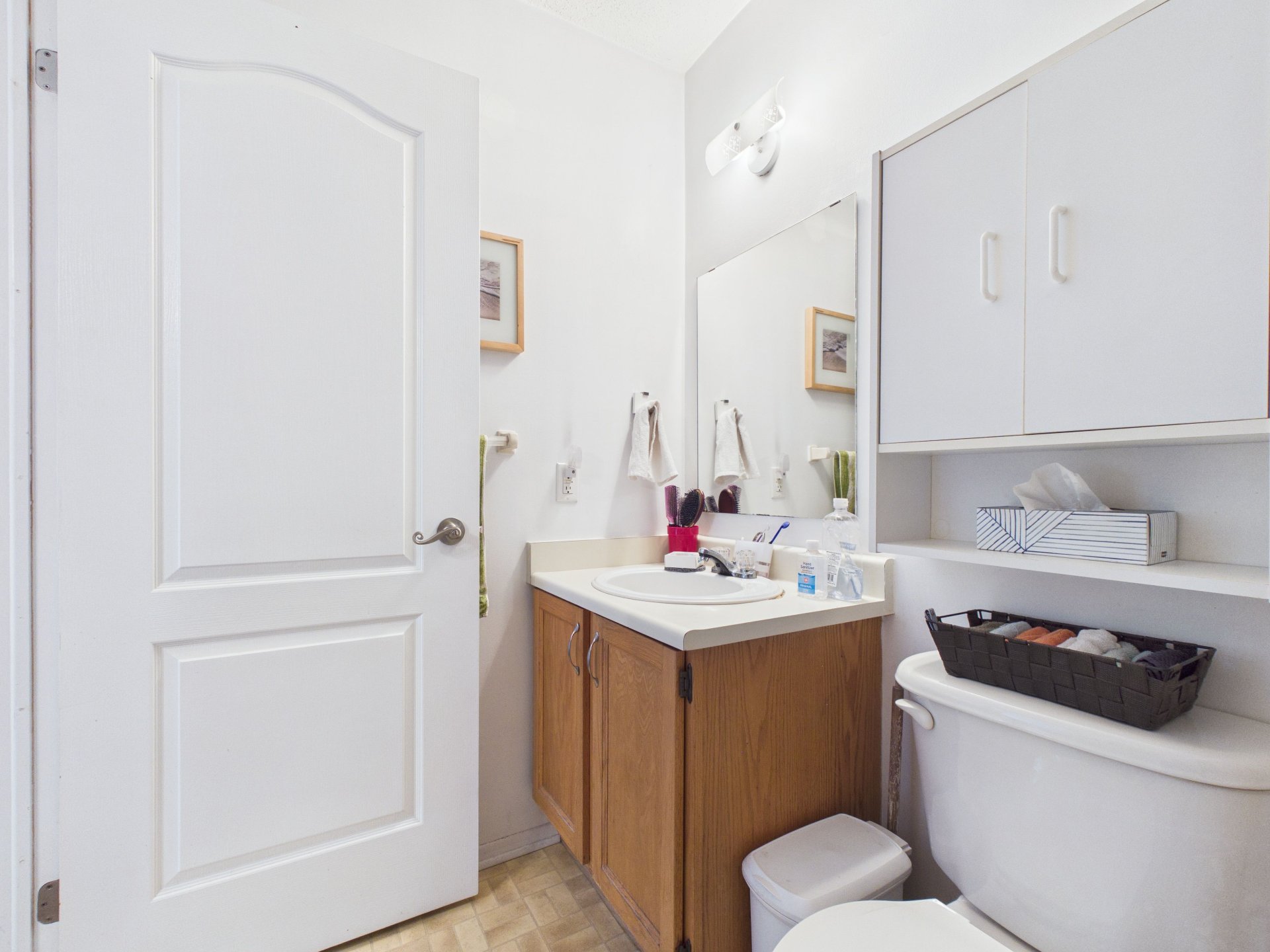 Powder room