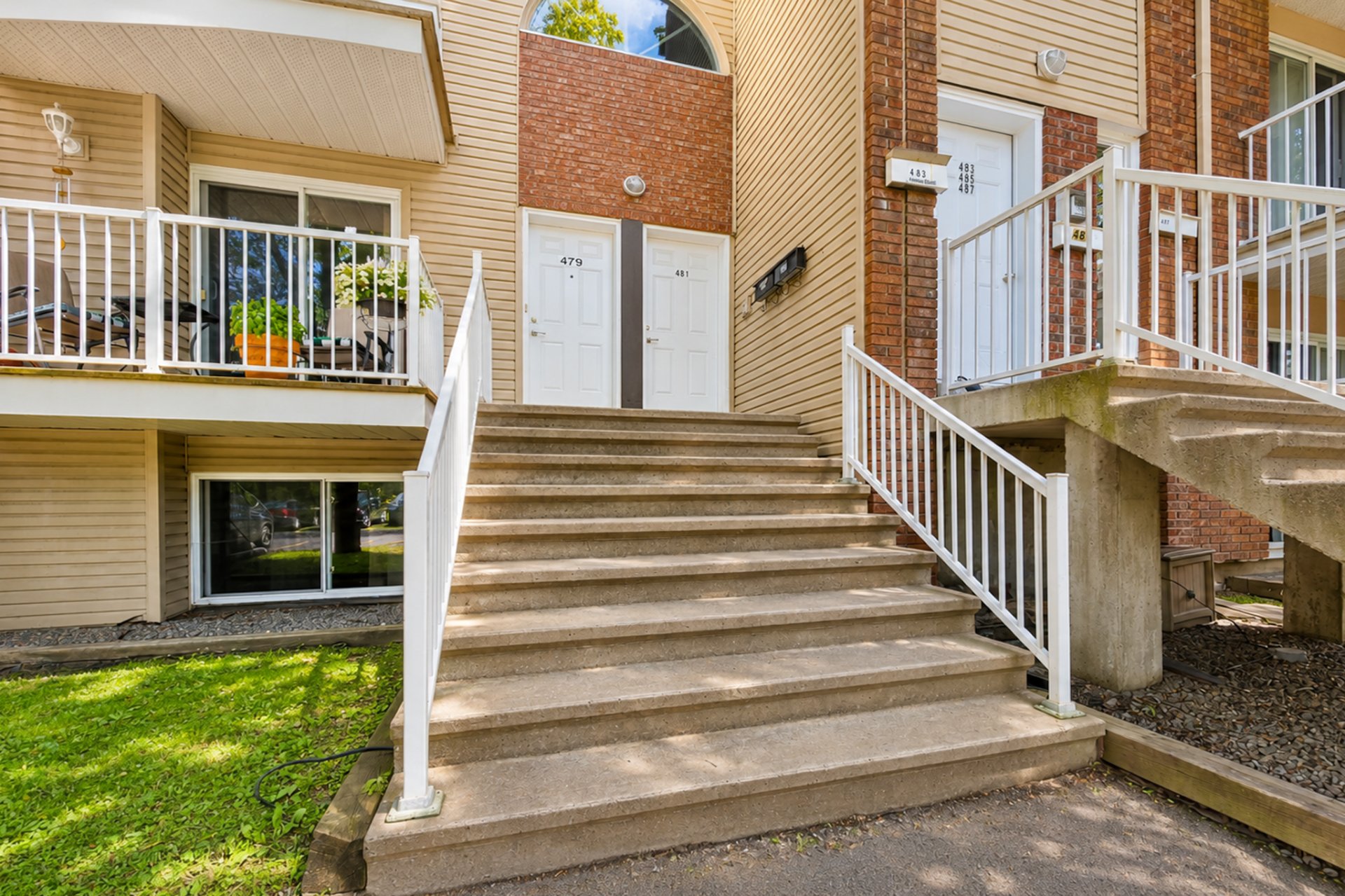 481 Boul. St-Raymond — photo 2