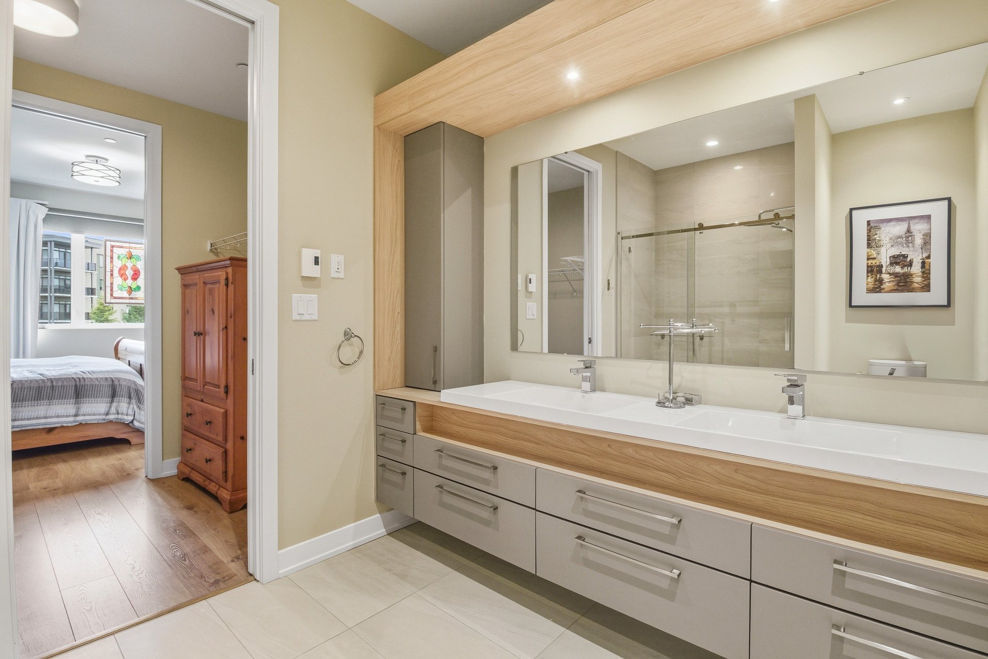 Salle de bains attenante à la CCP