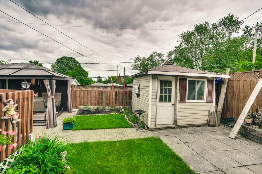 Shed