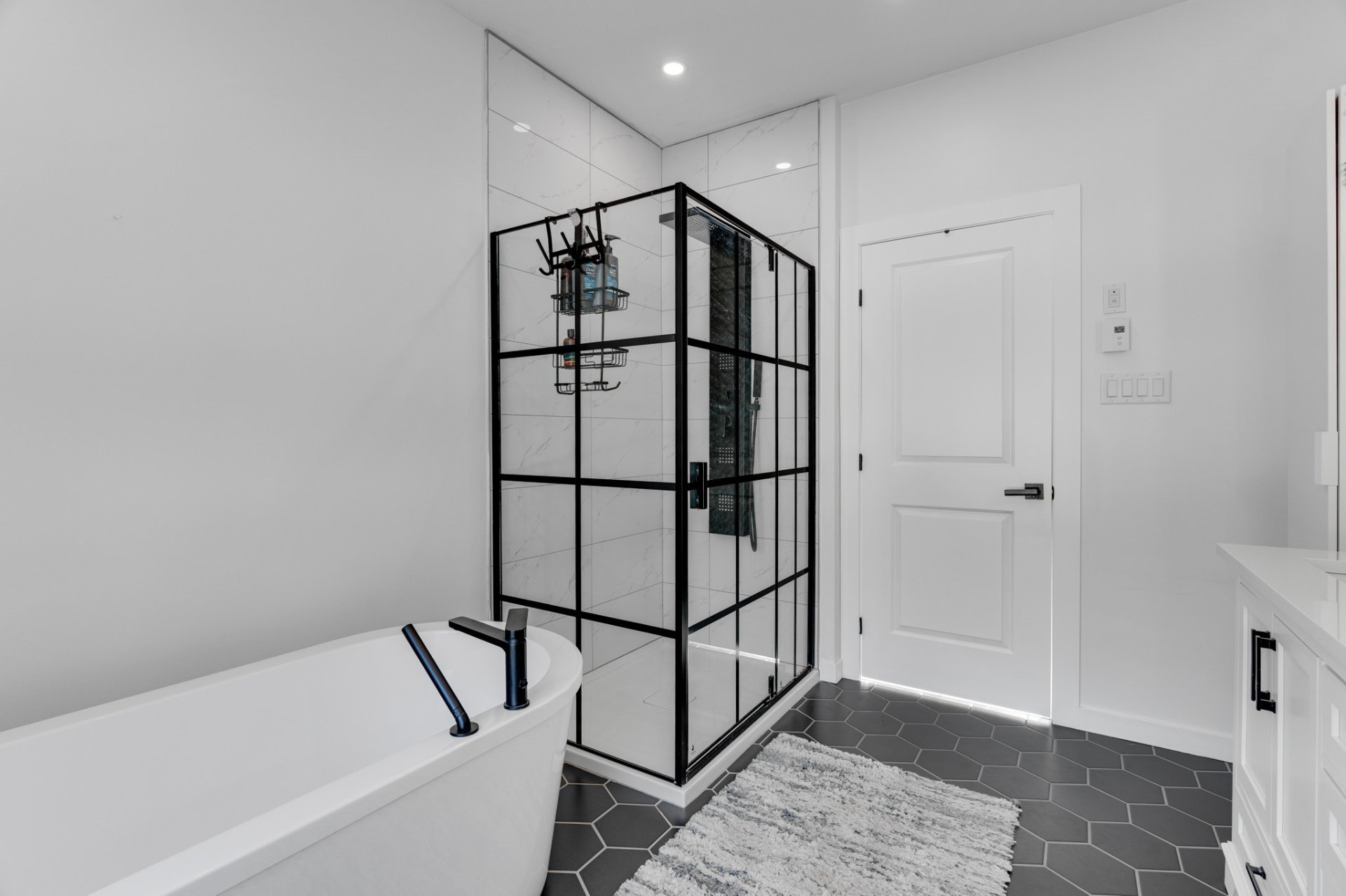 Salle de bains attenante à la CCP