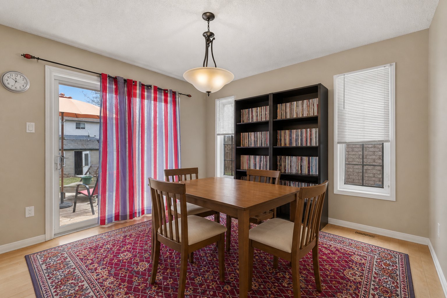 Dining room - Modified picture