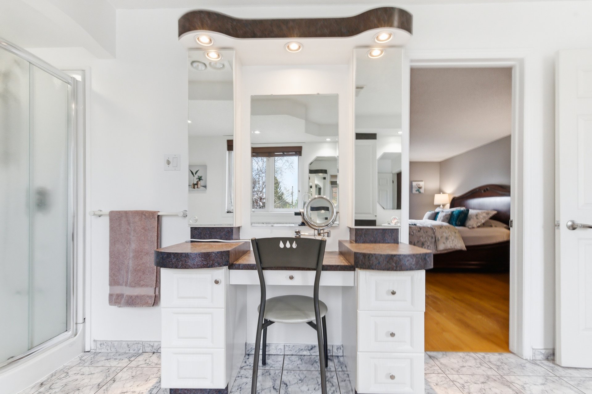Ensuite bathroom
