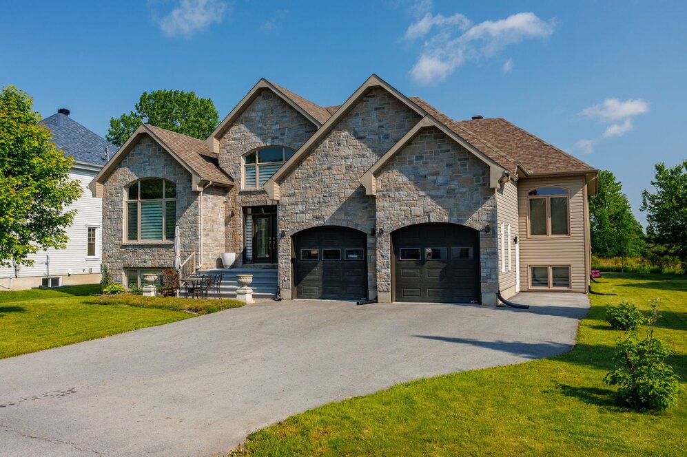 11 Rue de Carignan 