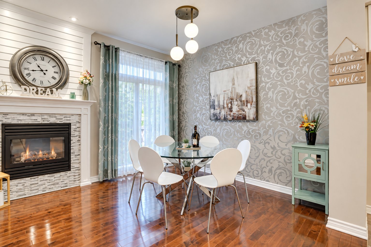 Dining room