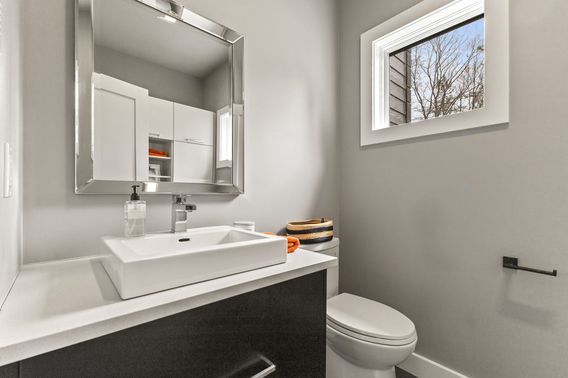 Powder room