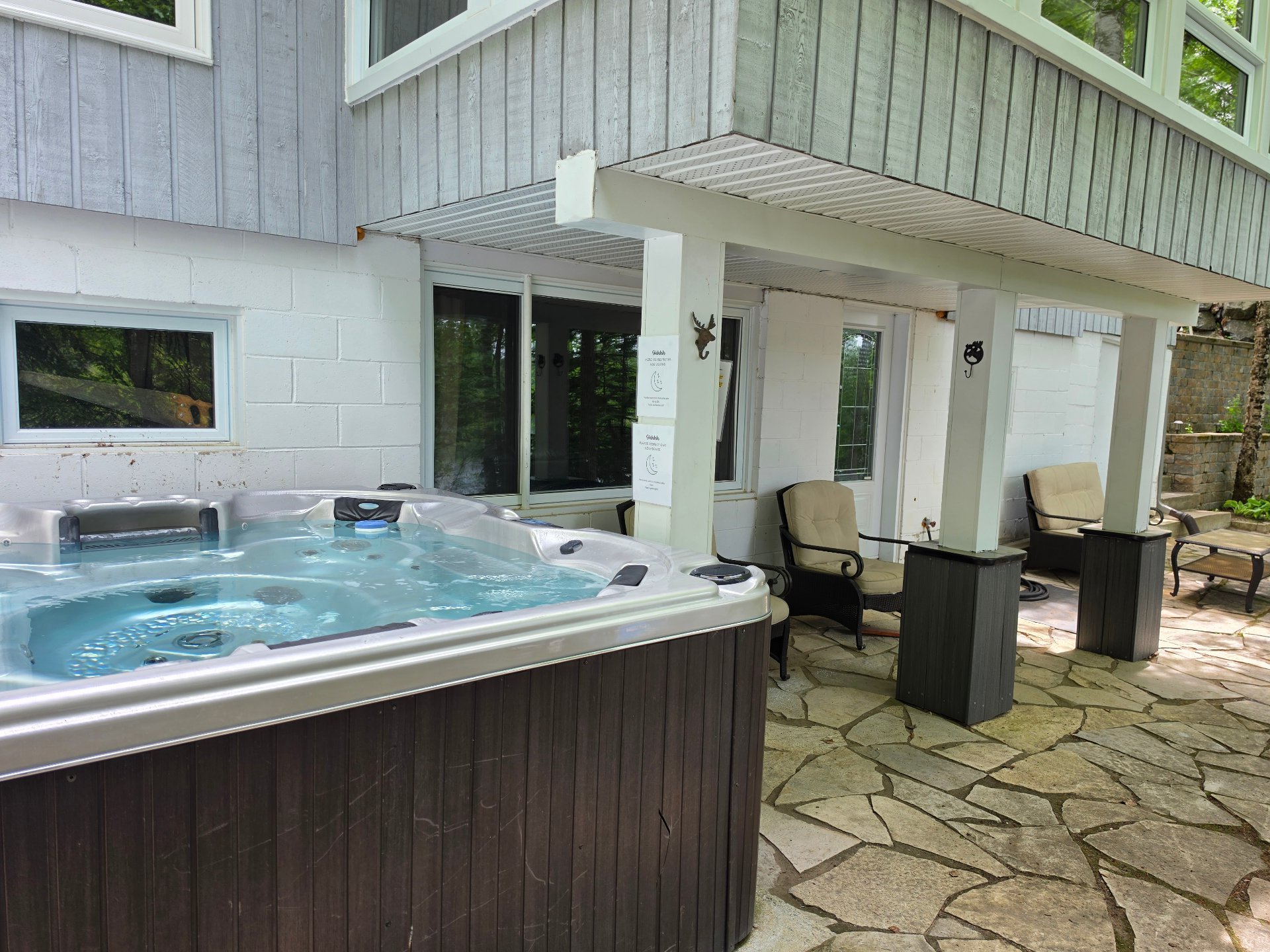 Hot tub