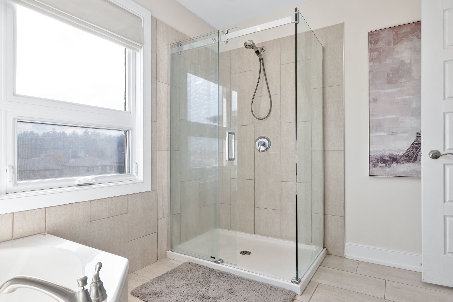 Salle de bains attenante à la CCP